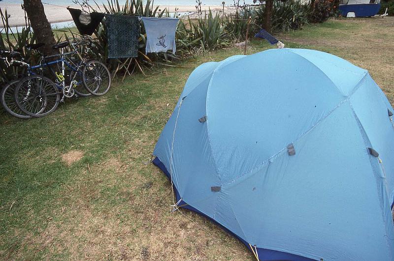 WT 0200 018-18 New Zealand.jpg